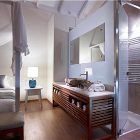Selection of 3 & 4 bedroom villas with pool near Chania, sleeps 6-8